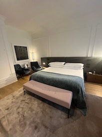 Standard bedroom