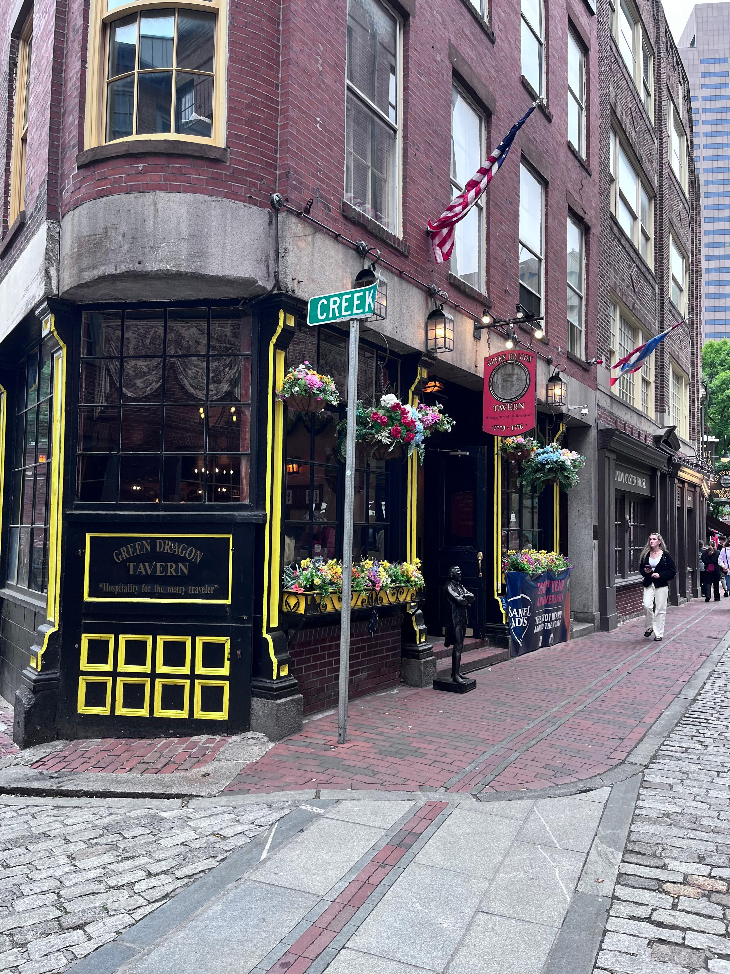 The Green Dragon Tavern 1712
Home of the Sons of Liberty 