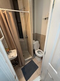 Just try to sit on THAT! 🙄