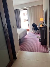Unser Zimmer das Bett war sehr bequem