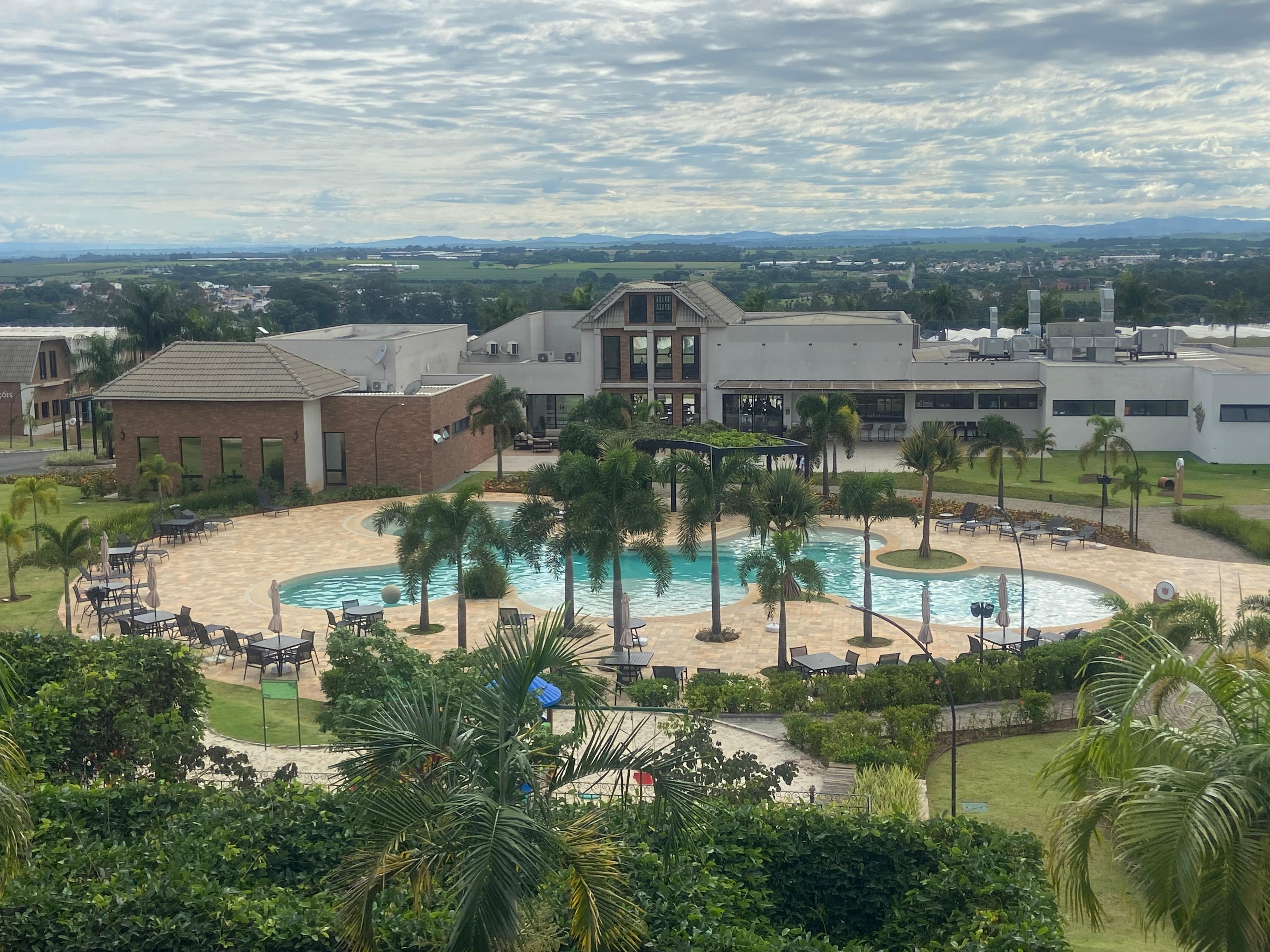 Nossa vista do quarto (cama extremamente cheirosa ❤️) 