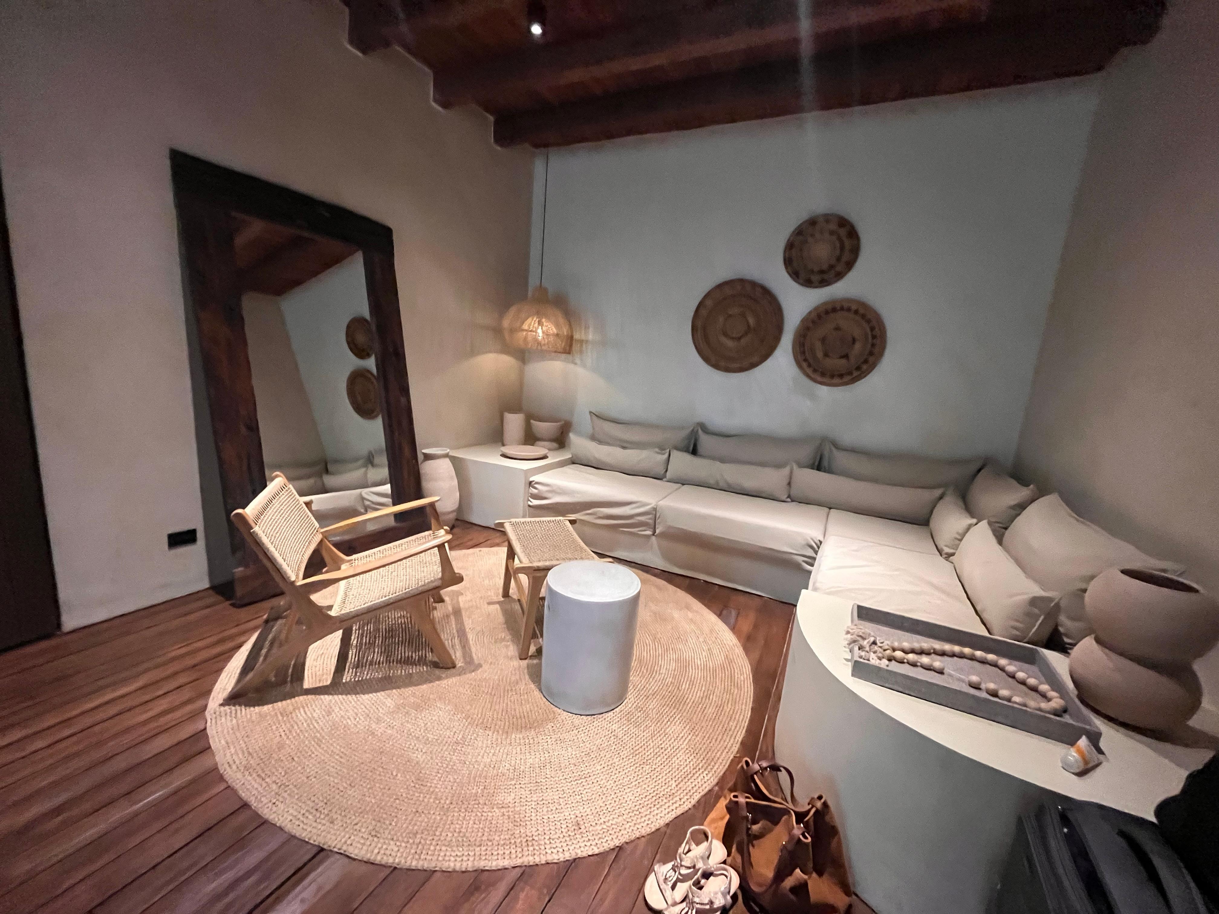 Makani Tierra Bomba room