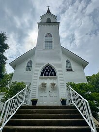 Community church and native American historical landmark