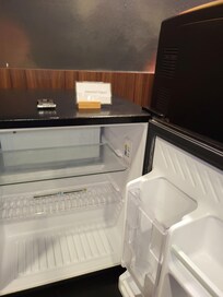 Empty Yogurt
