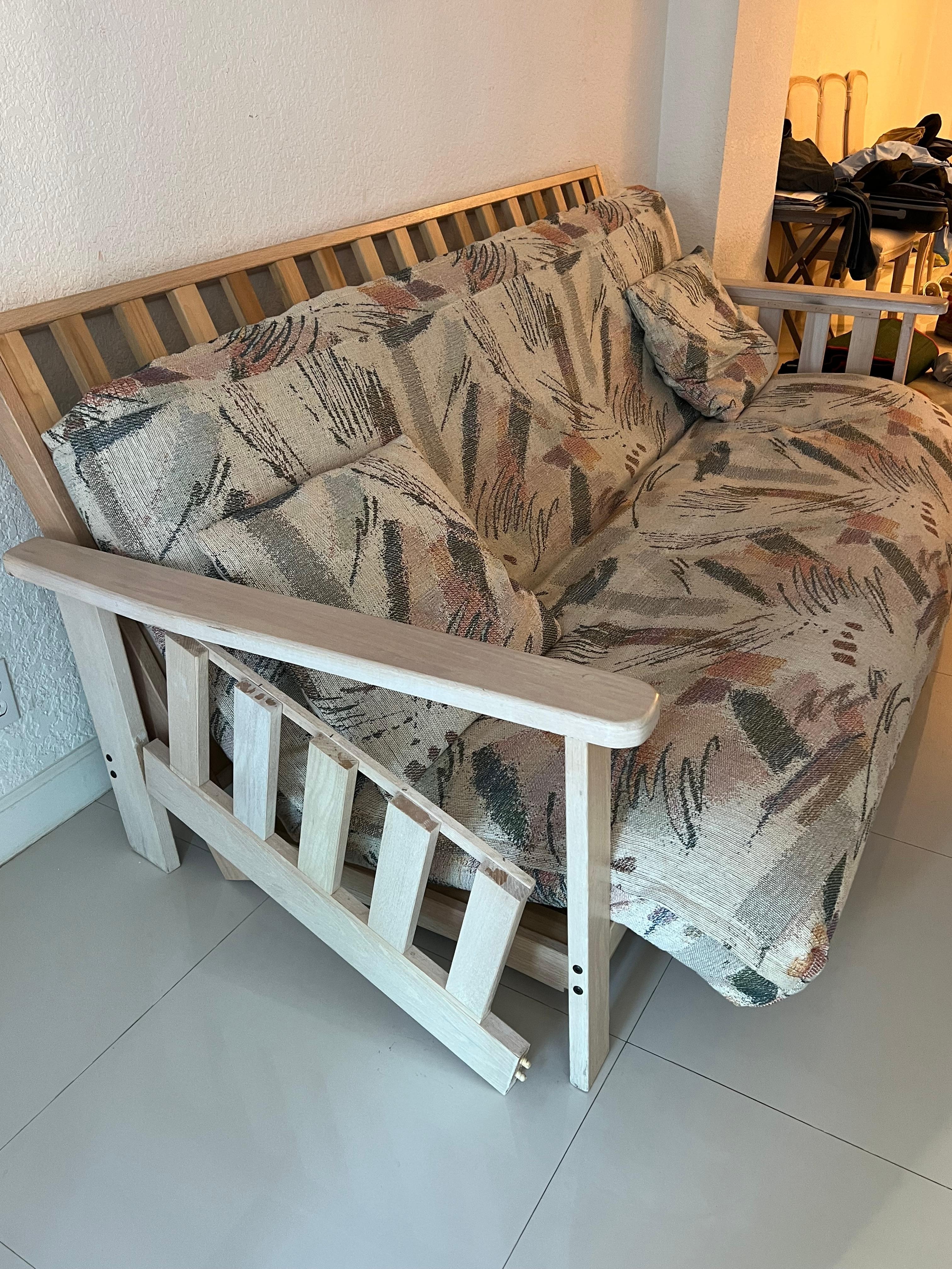 Luxury broken furniture 