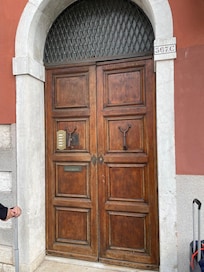 Entrance door.