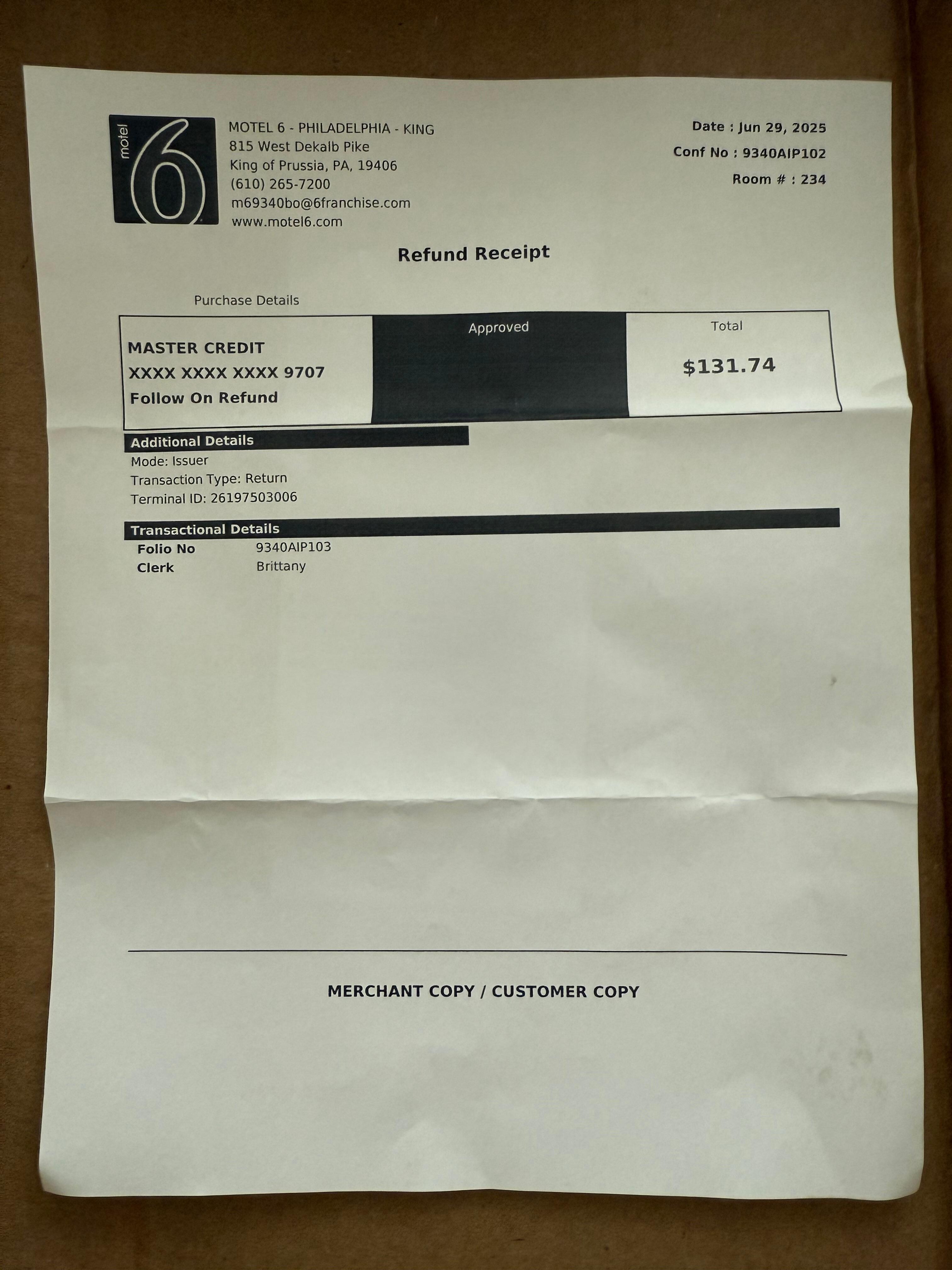 Refu nd Receipt from Motel 6 