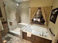 King Deluxe interior room