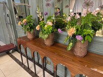 Beautiful lobby flowers!!