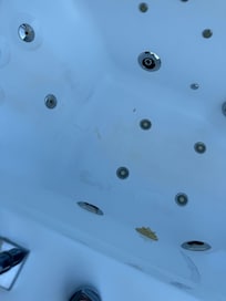 Whirlpool Badewanne, dreckig