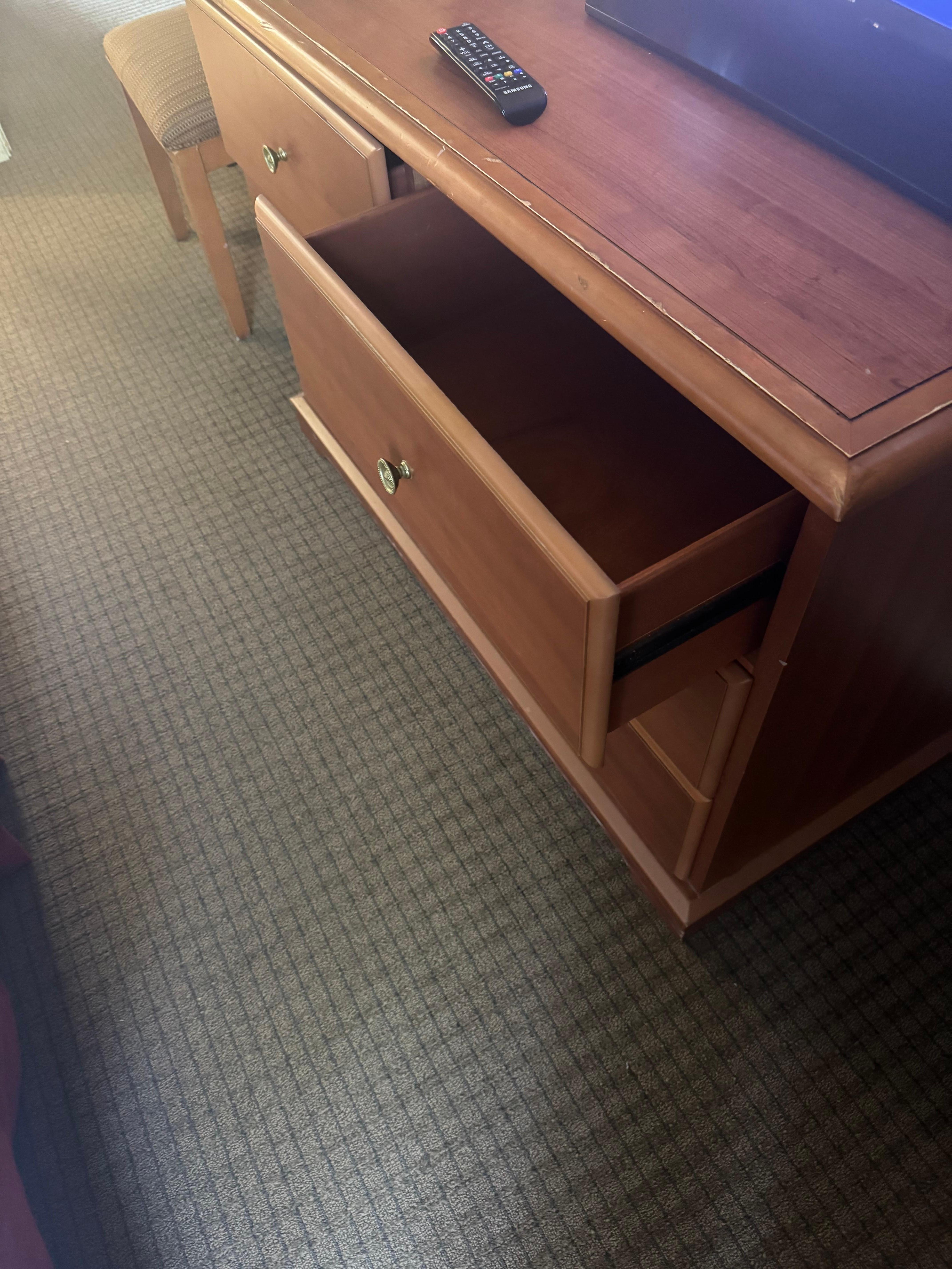 Drawers don’t stay closed