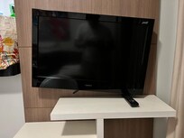 TV torta e controle sem funcionar. Liguei na recepção e fui ignorado.