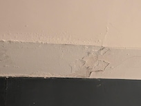 Desconchón in room