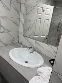 Small bathroom but all ok.