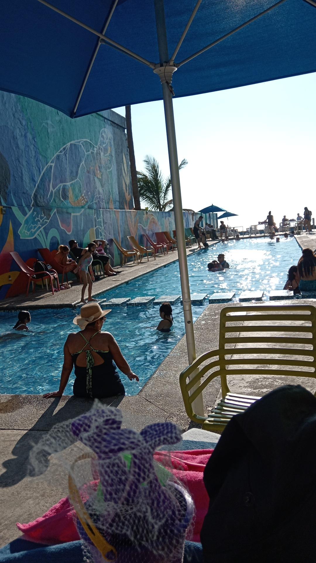 La alberca está super