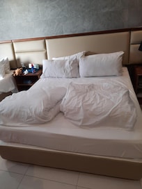 Nach dem Zimmerservice