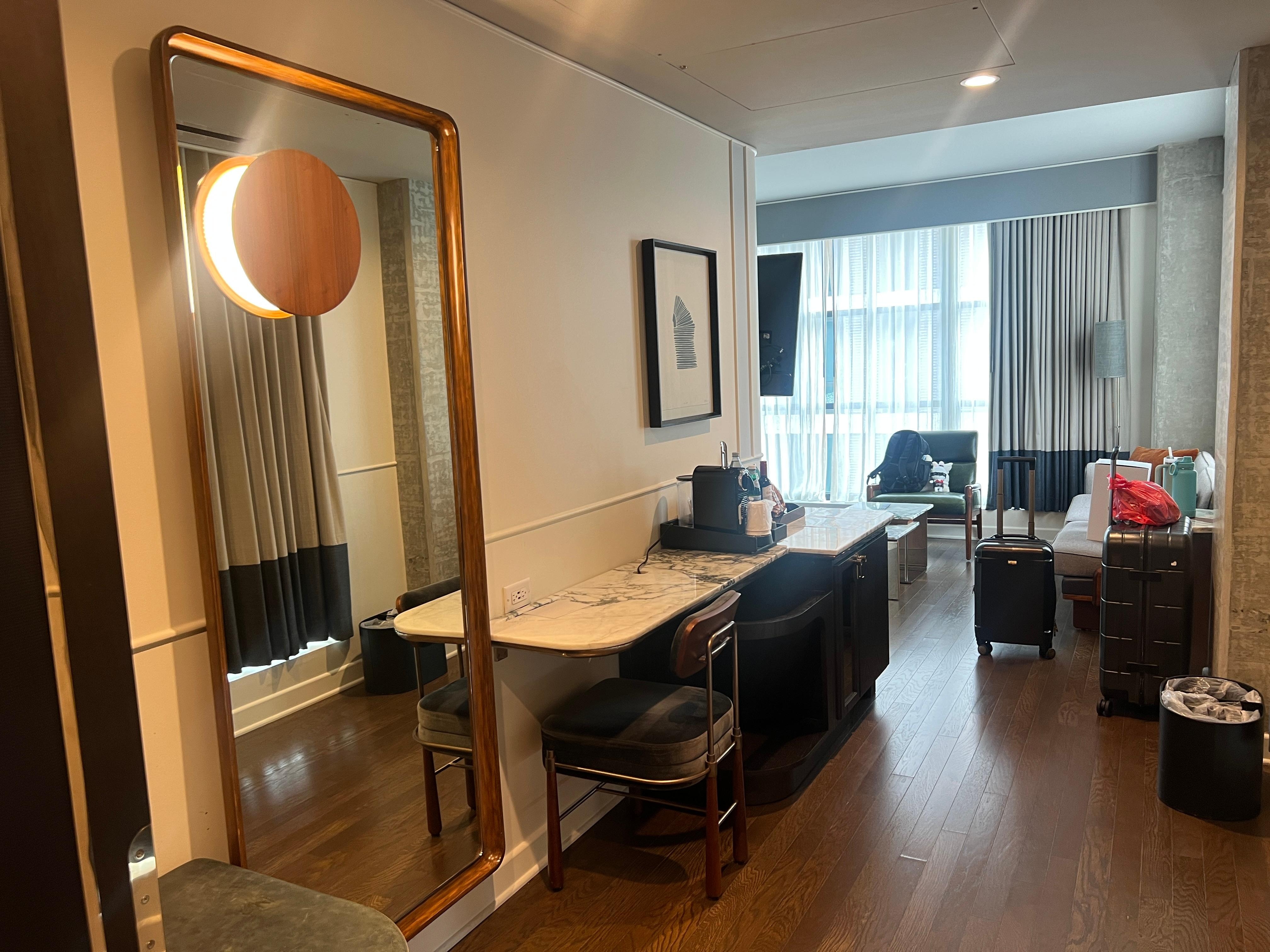 Entrancearesuite