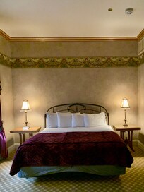 Dove Room