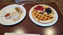 Breakfast bar wad excellent!