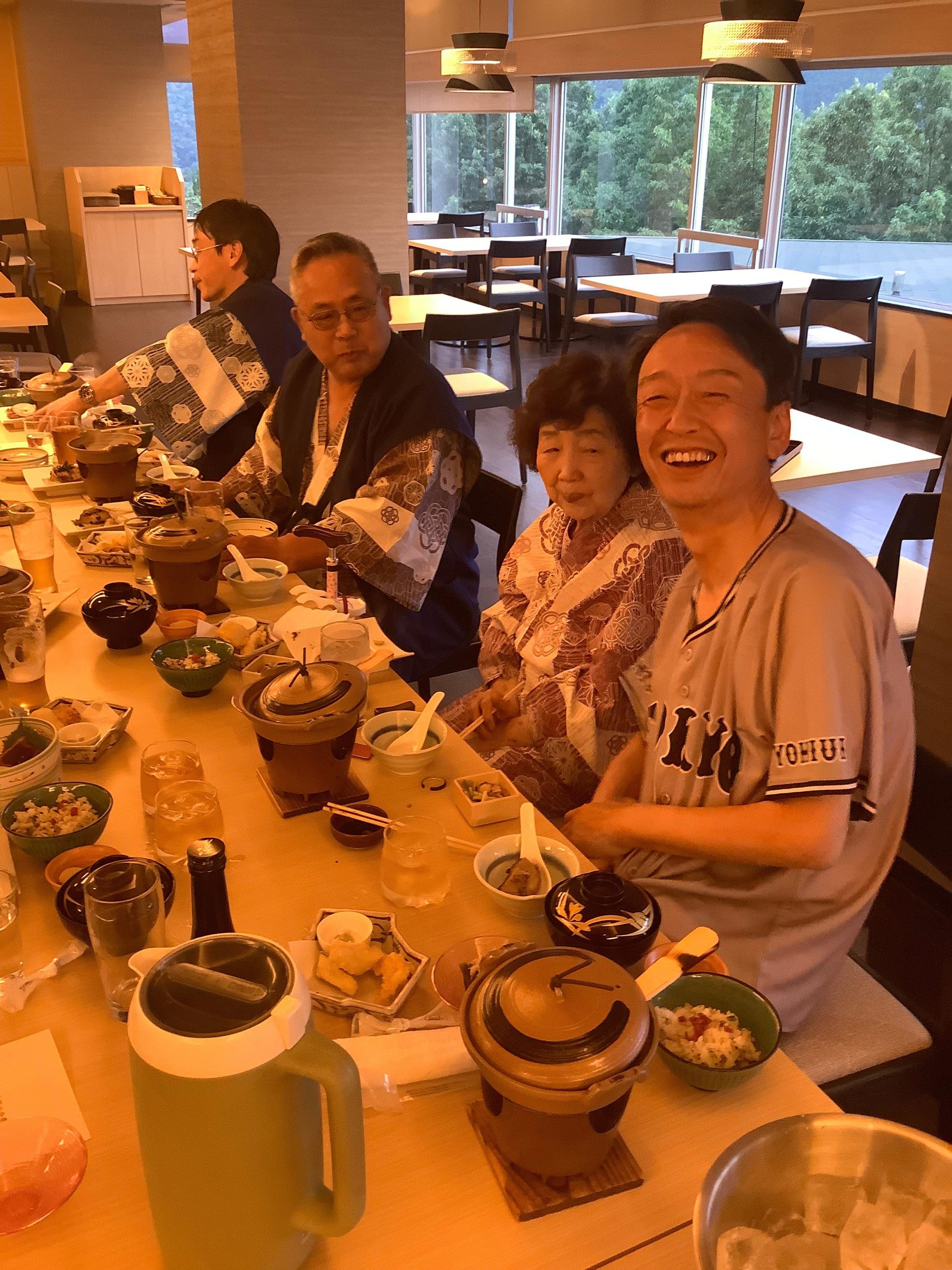 楽しく食事