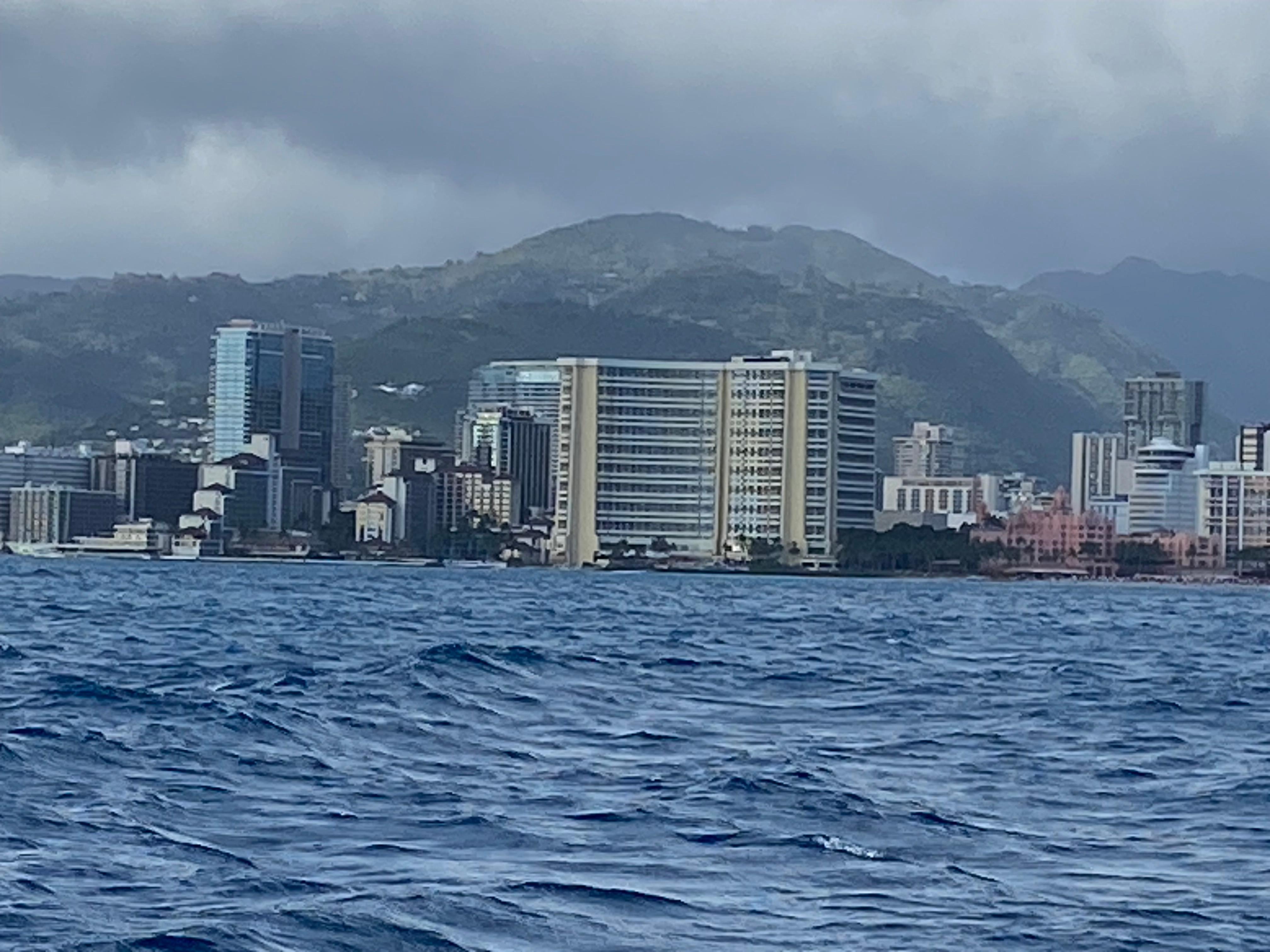 Day view of diamond head 