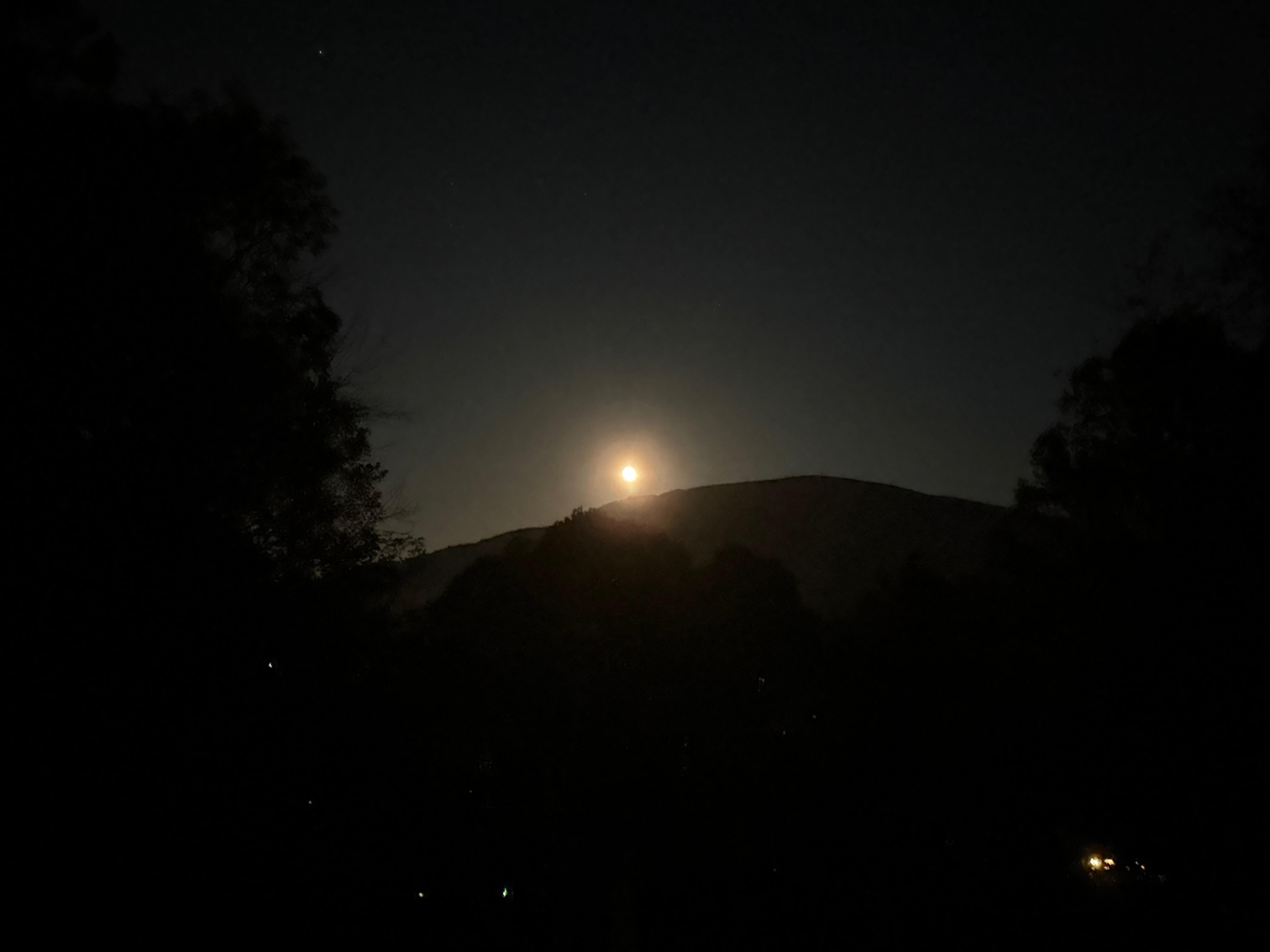 Moon over Mt Jefferson