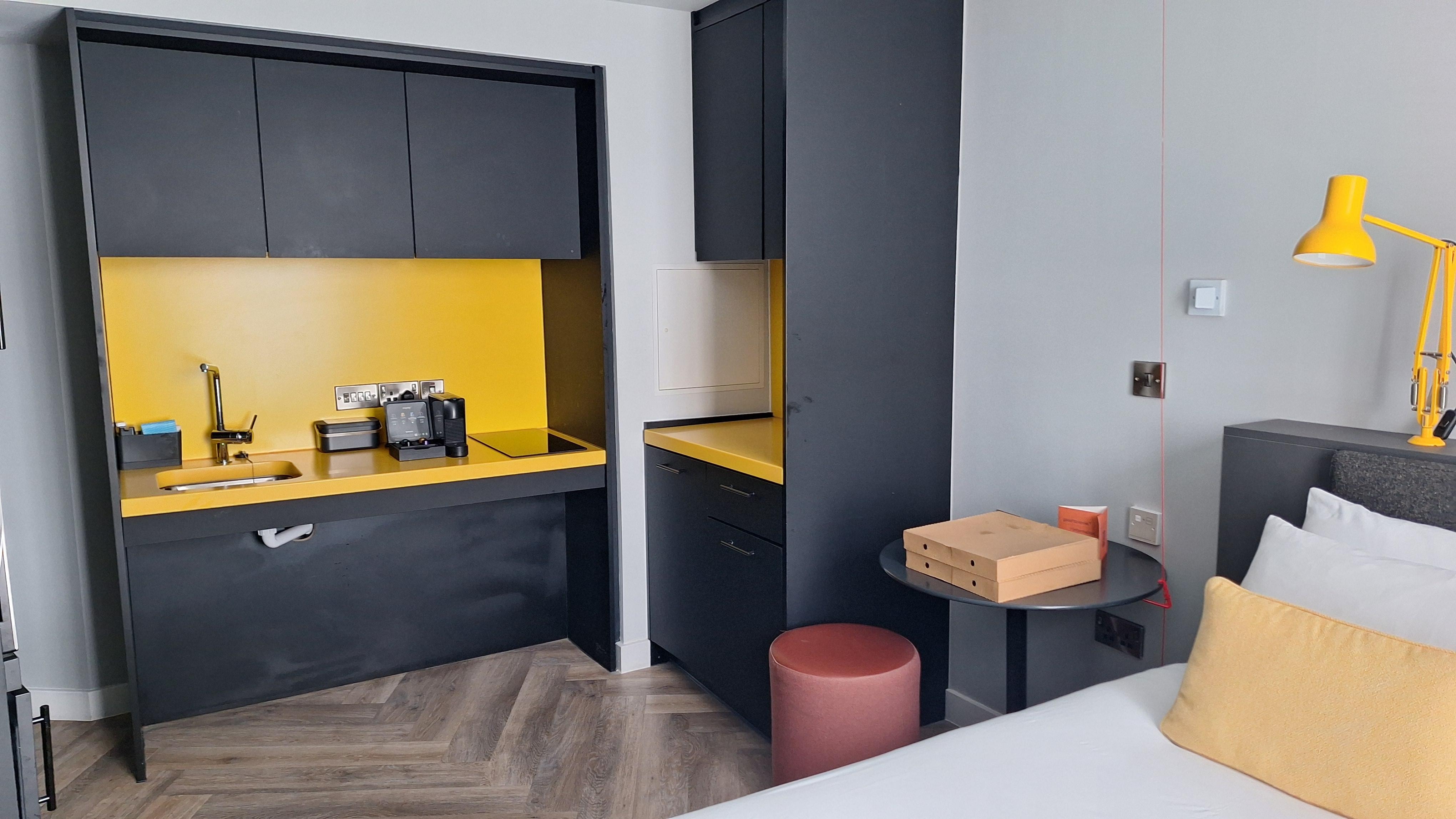 Great size of room with kitchenette