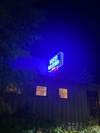 Excellent restaurant five minutes away.