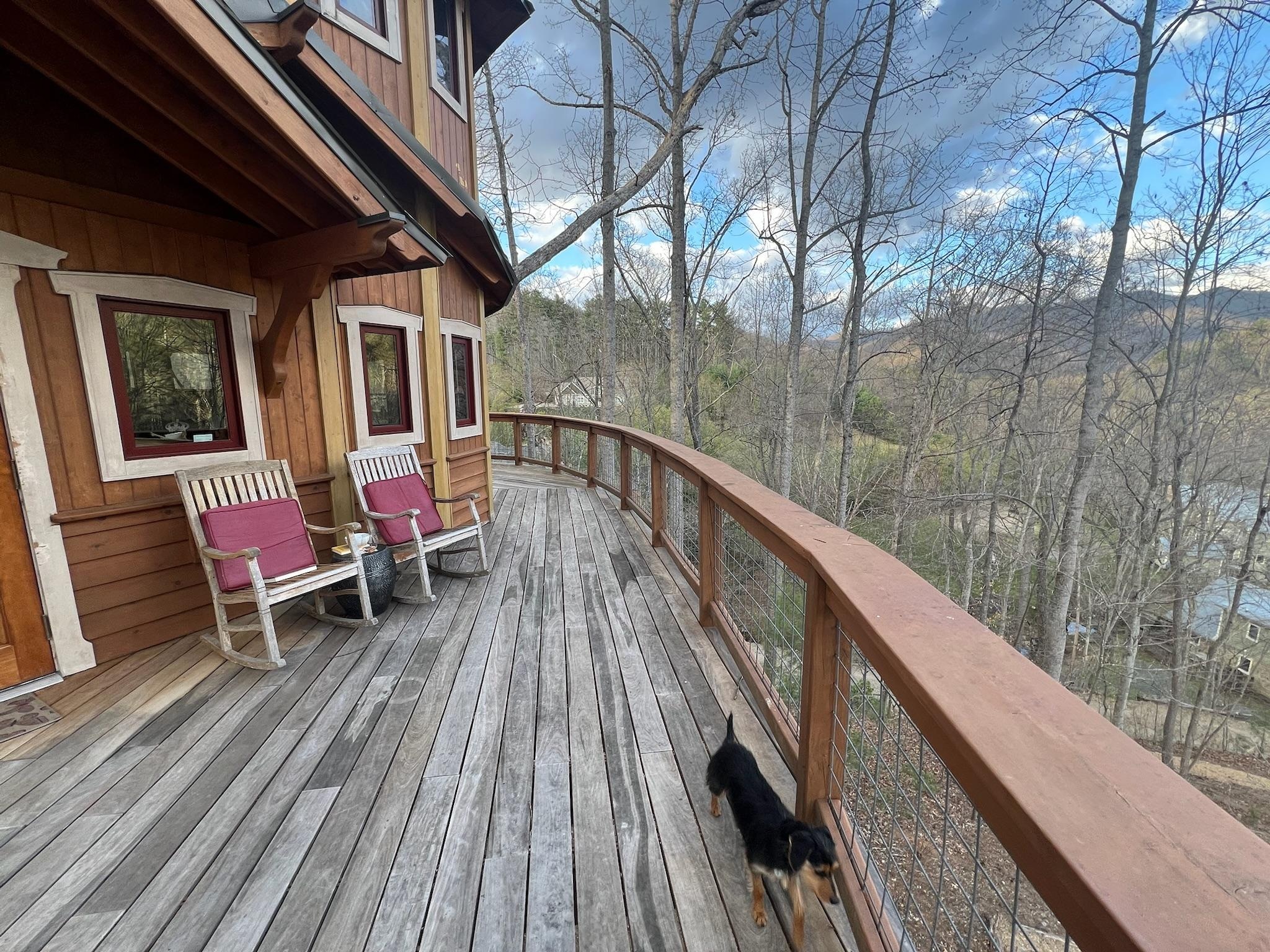 The deck!! Such a fun feature!