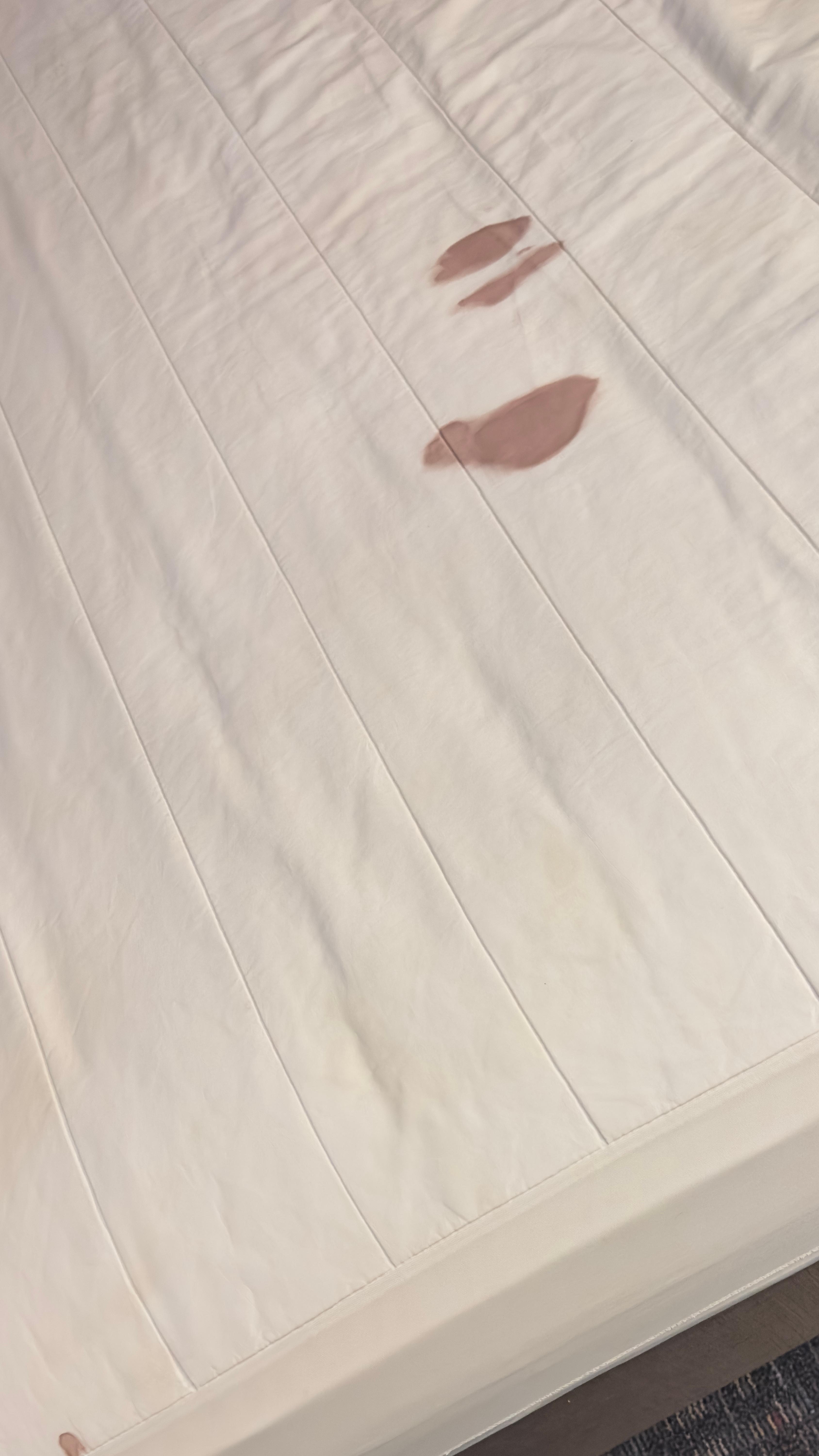 Blood on matress
Pad