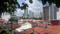 View from balcony / neighborhood.