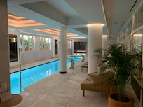 Pool, healthy suite