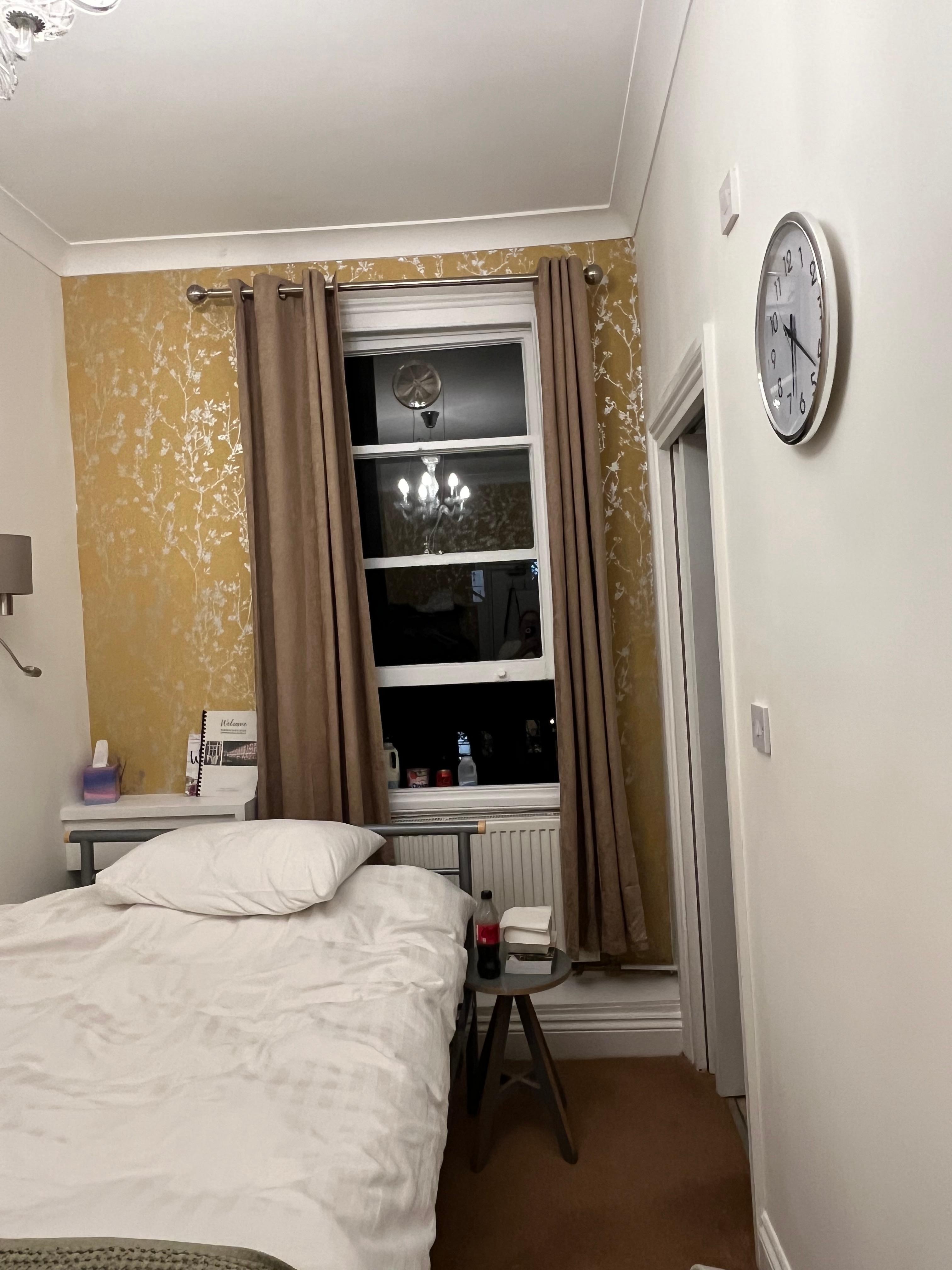 Single room. Window looks onto back garden. Very comfortable room and bed.