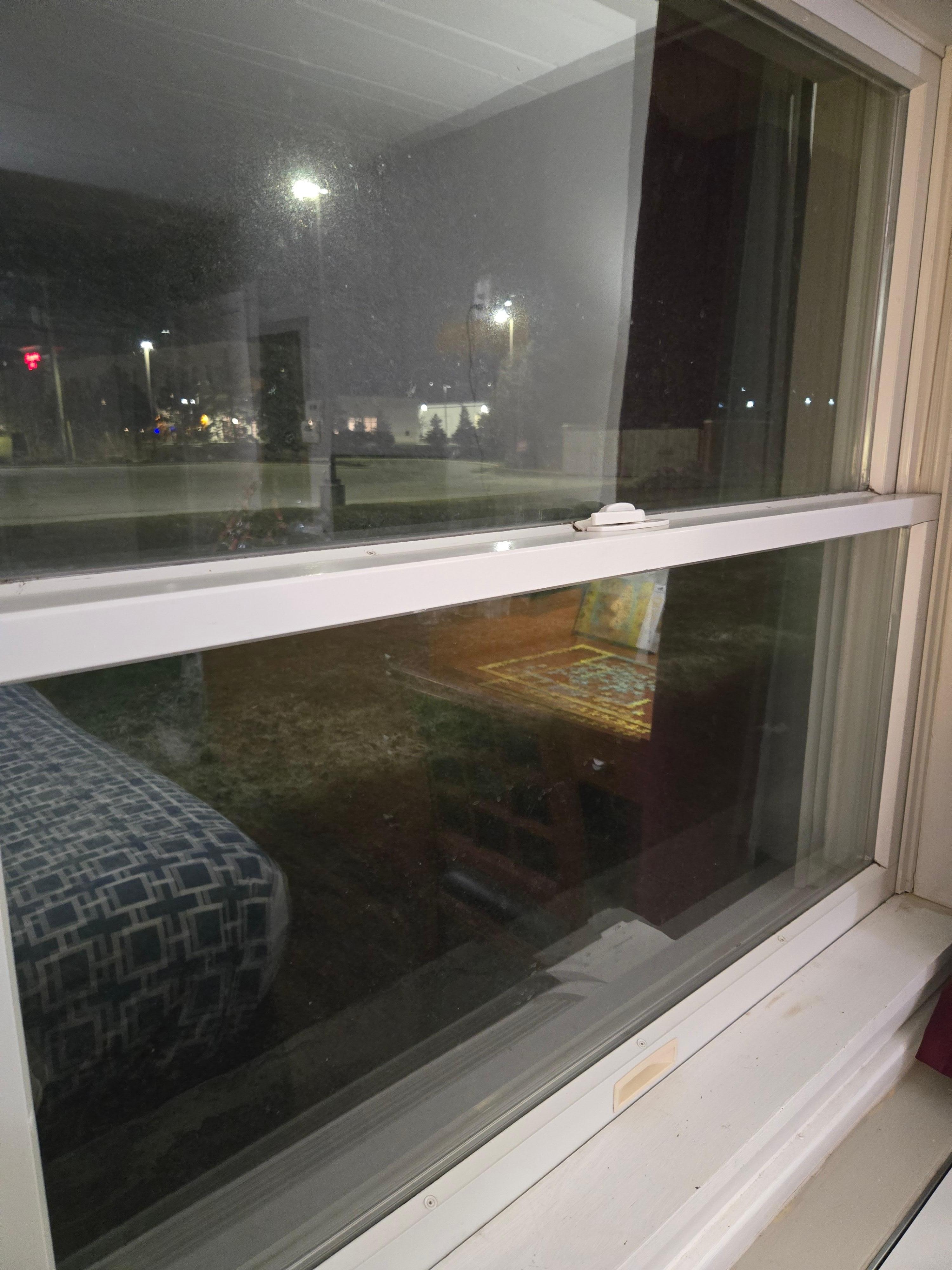 Big window - only one flimsy lock