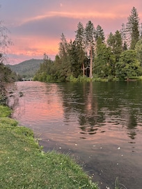 Sunset over the Rogue River
