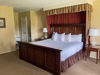 Nice bed