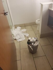 3 days and no housekeeping