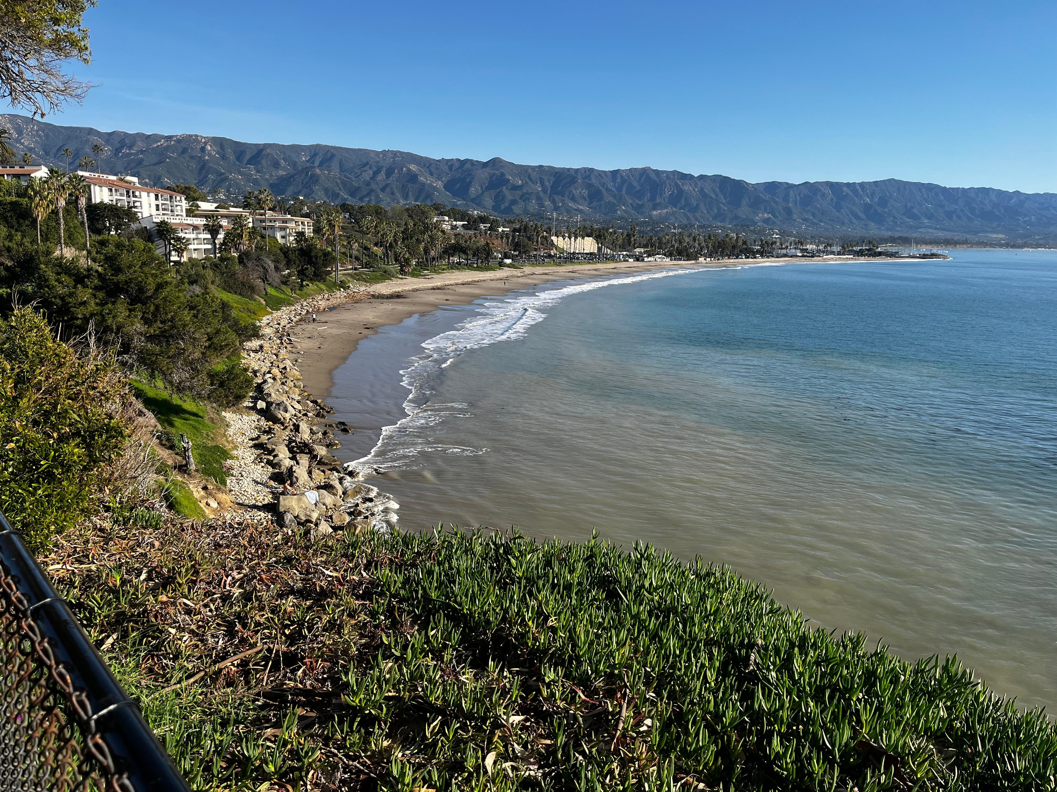 Lots of parks to enjoy the beaches. 