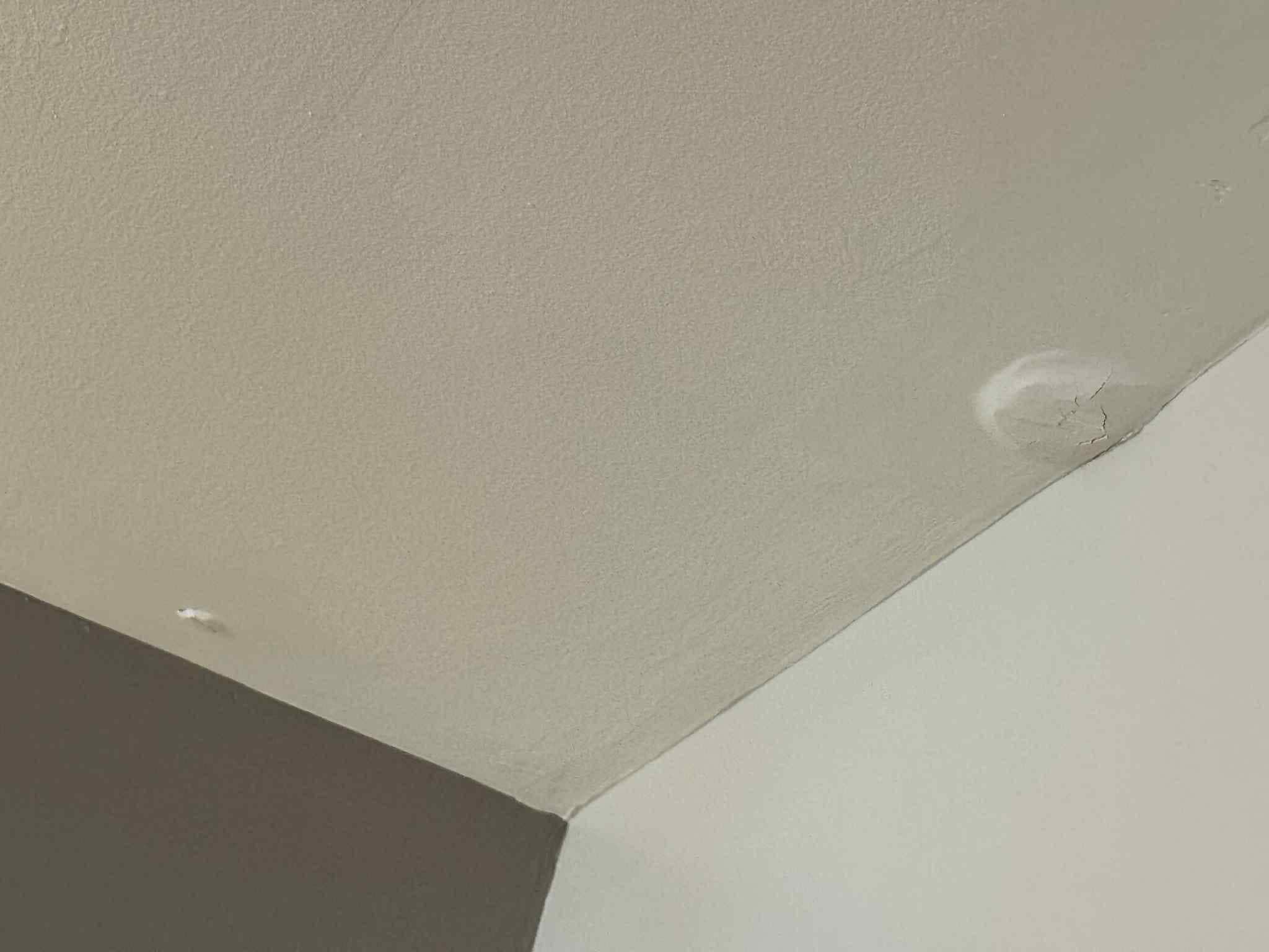 Second room cracked ceiling