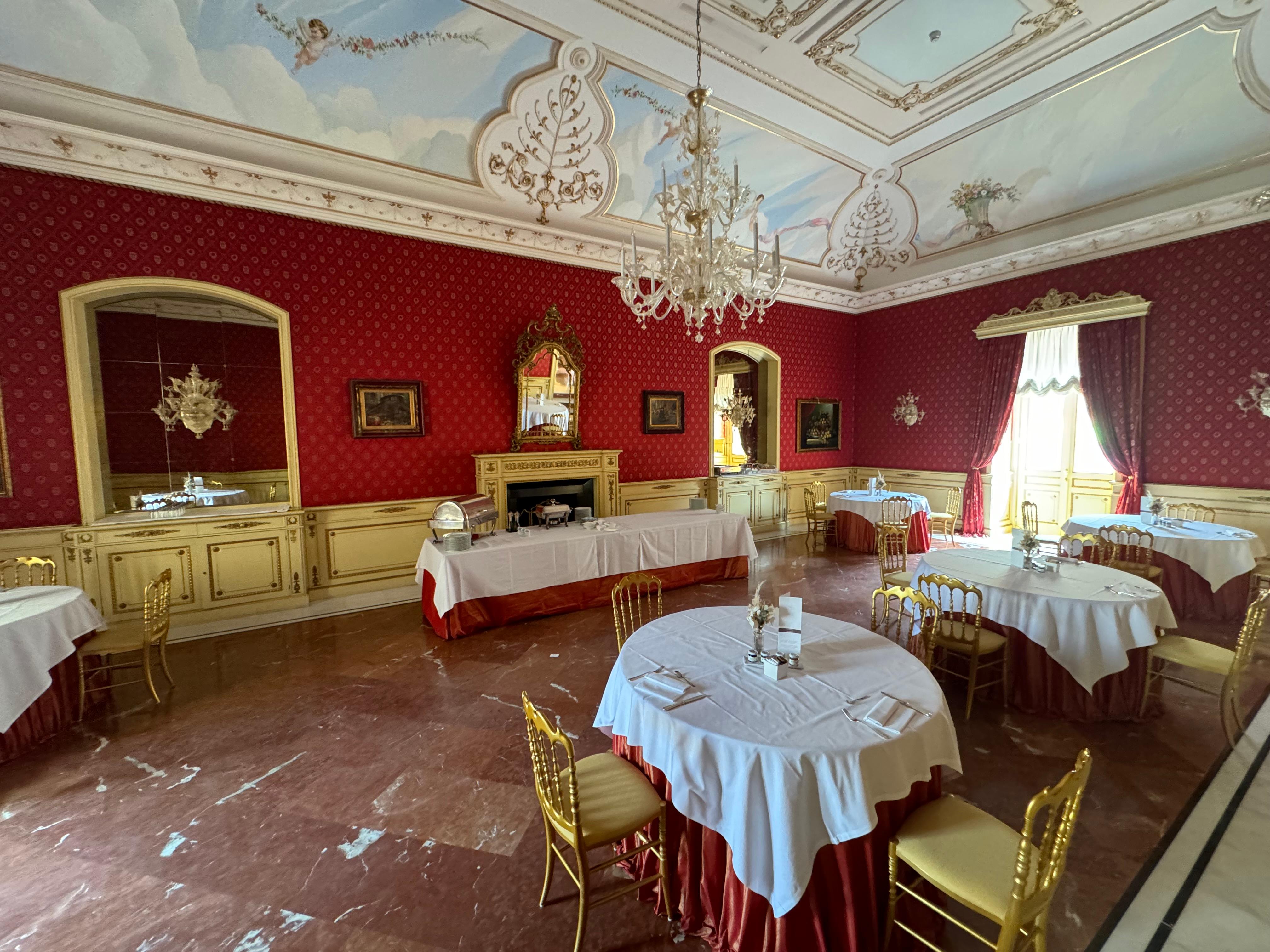 Breakfast dining space