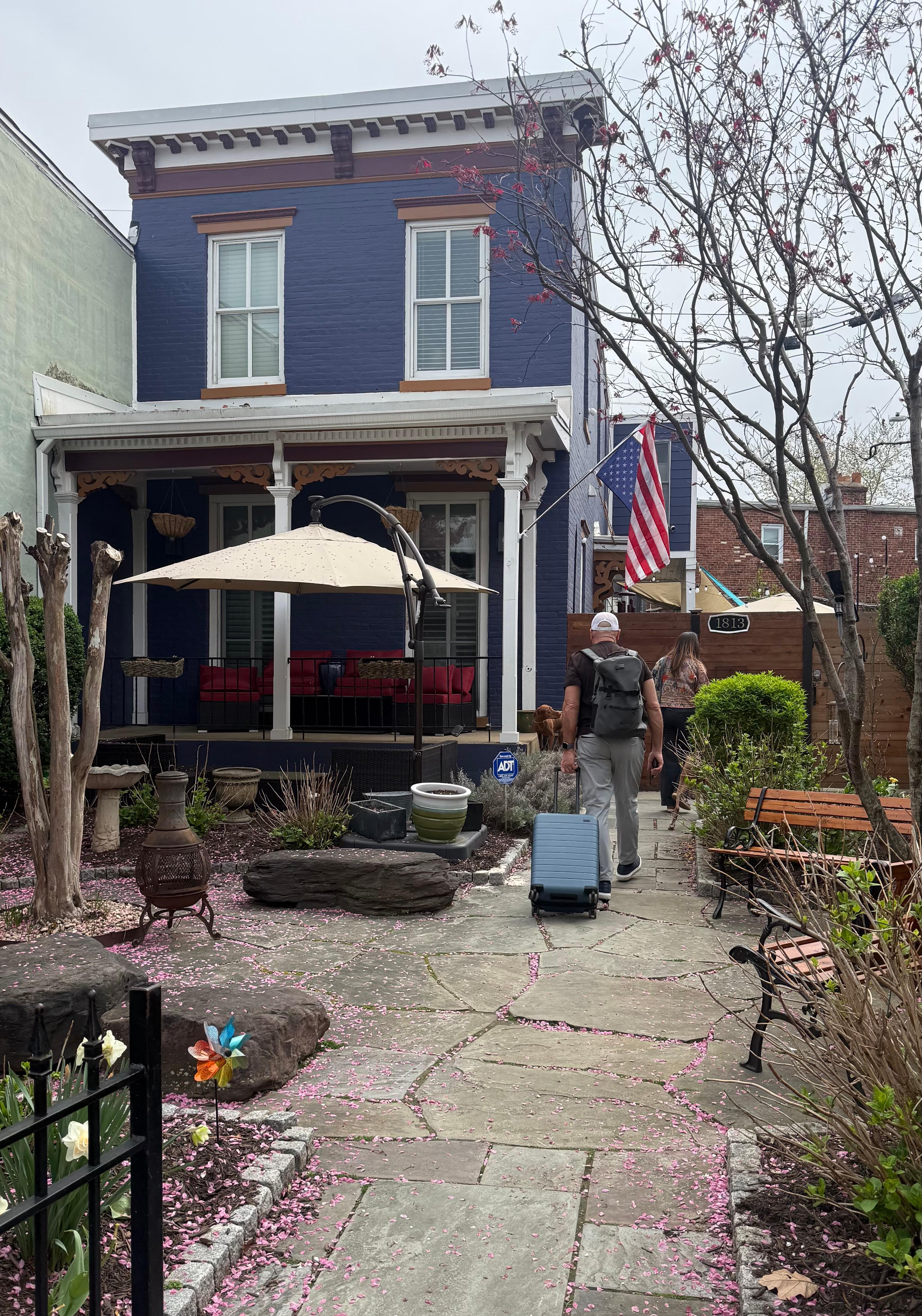 Beautiful walking in!