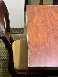 Worn out, Furniture