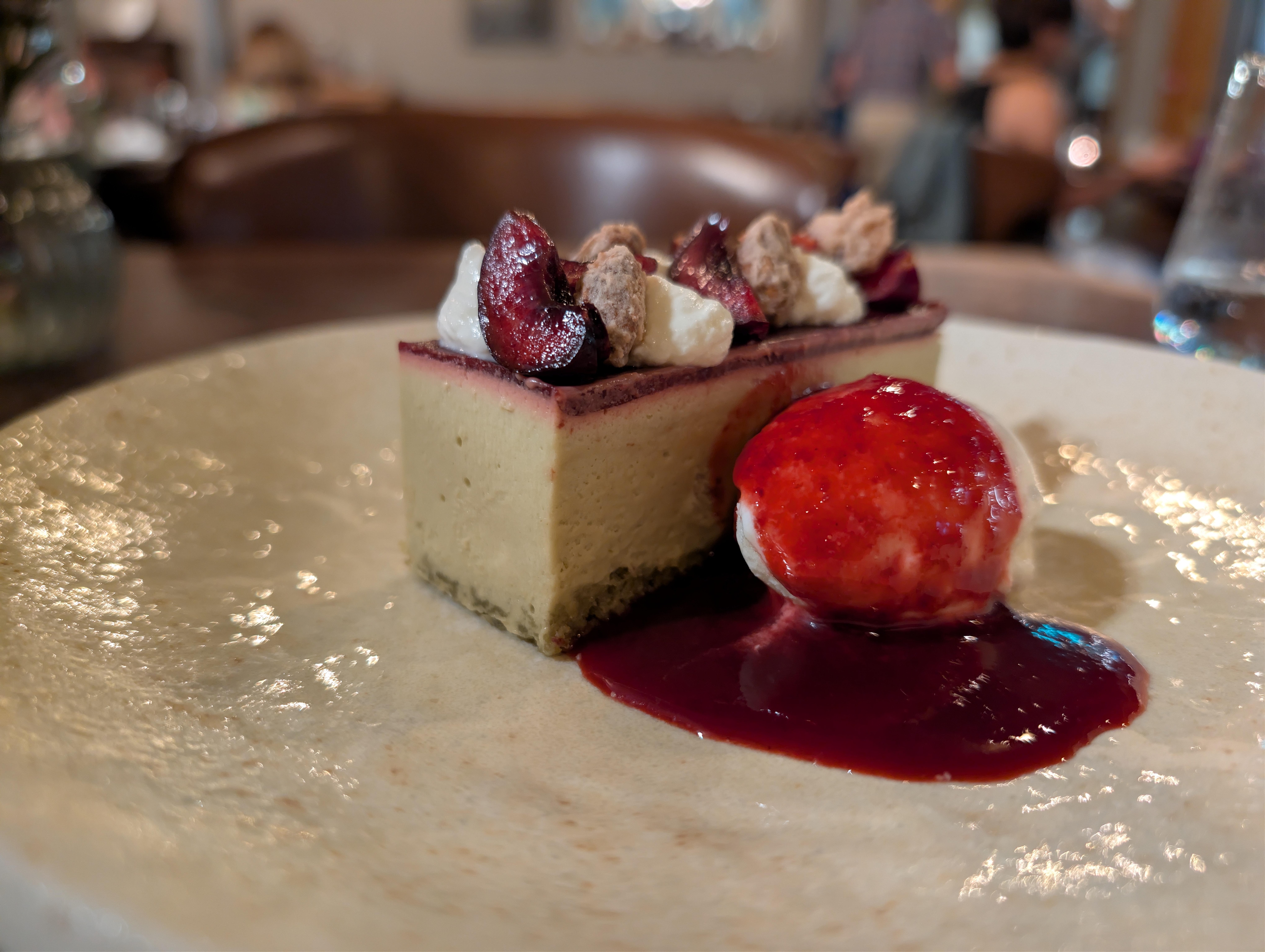 White chocolate and pistachio mousse 😋
