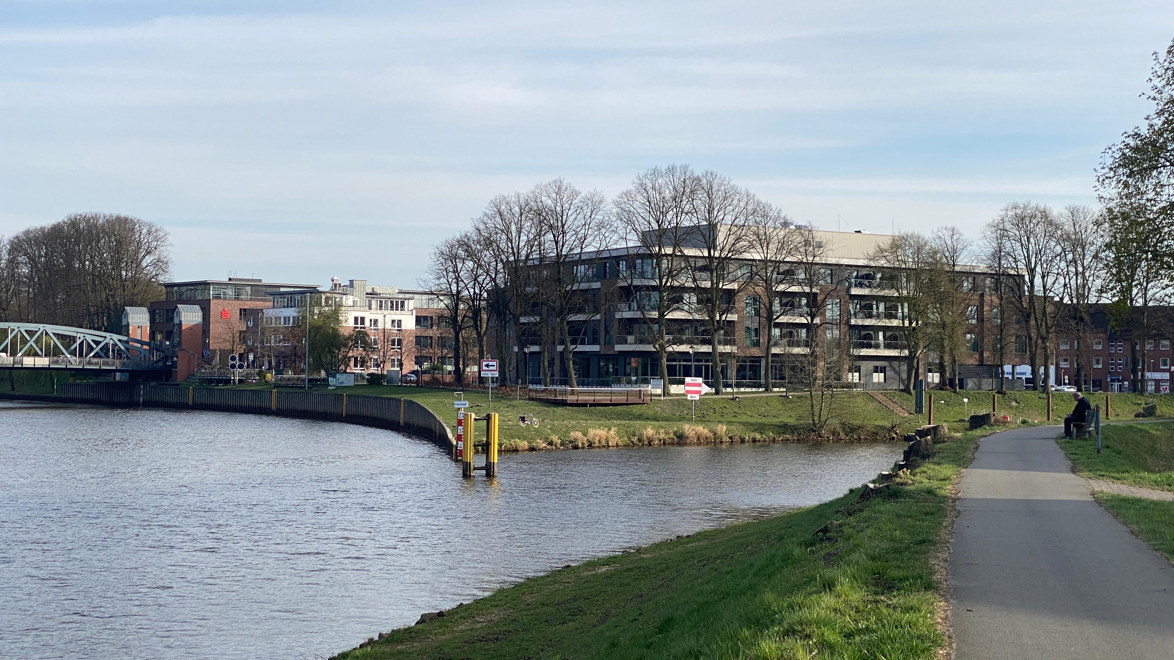 View of hotel in center of Meppen