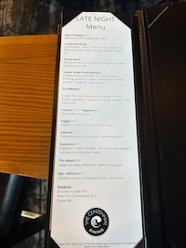 Clean menu with good options.