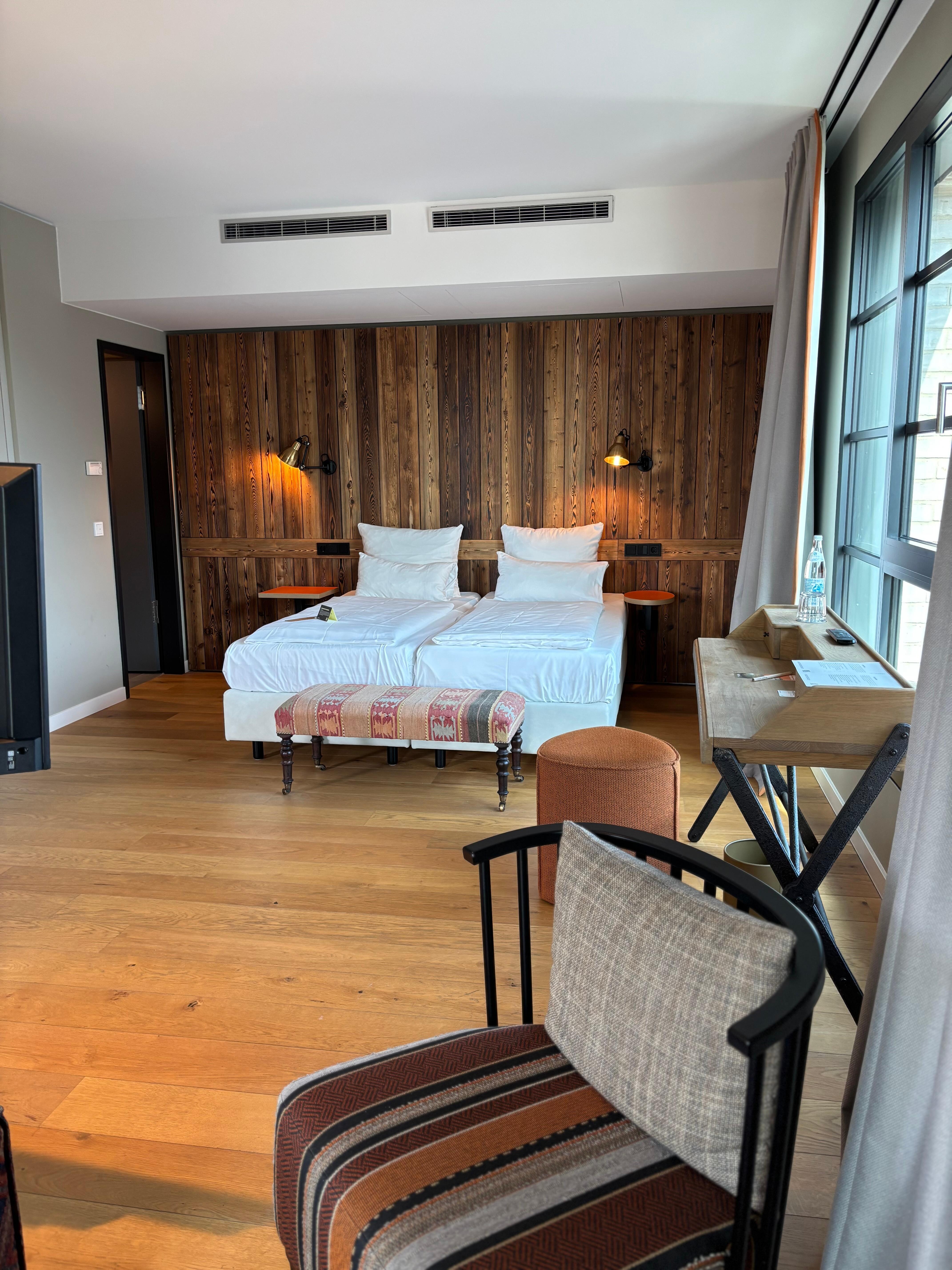 Sundeck suite