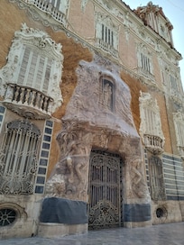Palazzo delle ceramiche