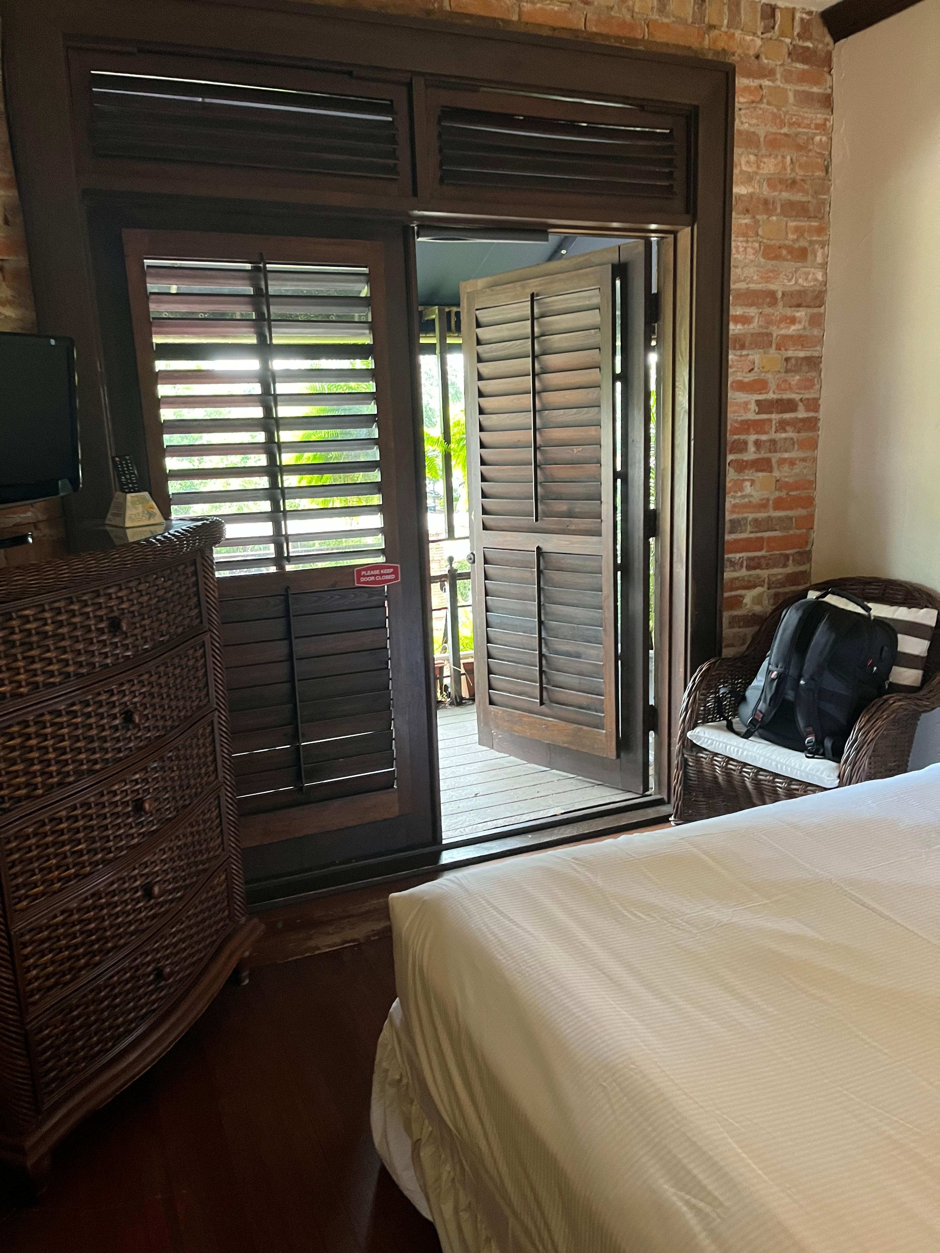 Comfortable queen bed