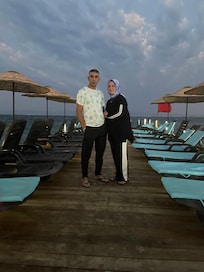 İlgi alaka çok güzel yemekleri çok güzel gitmek isteyenler gönül rahatlığıyla ailesiyle güzel zaman geçireceklerine hiç şüpheleri olmasın emeyi geçen herkese canı gönülden tşk ederim seneye inşallah yine gitmek isterim