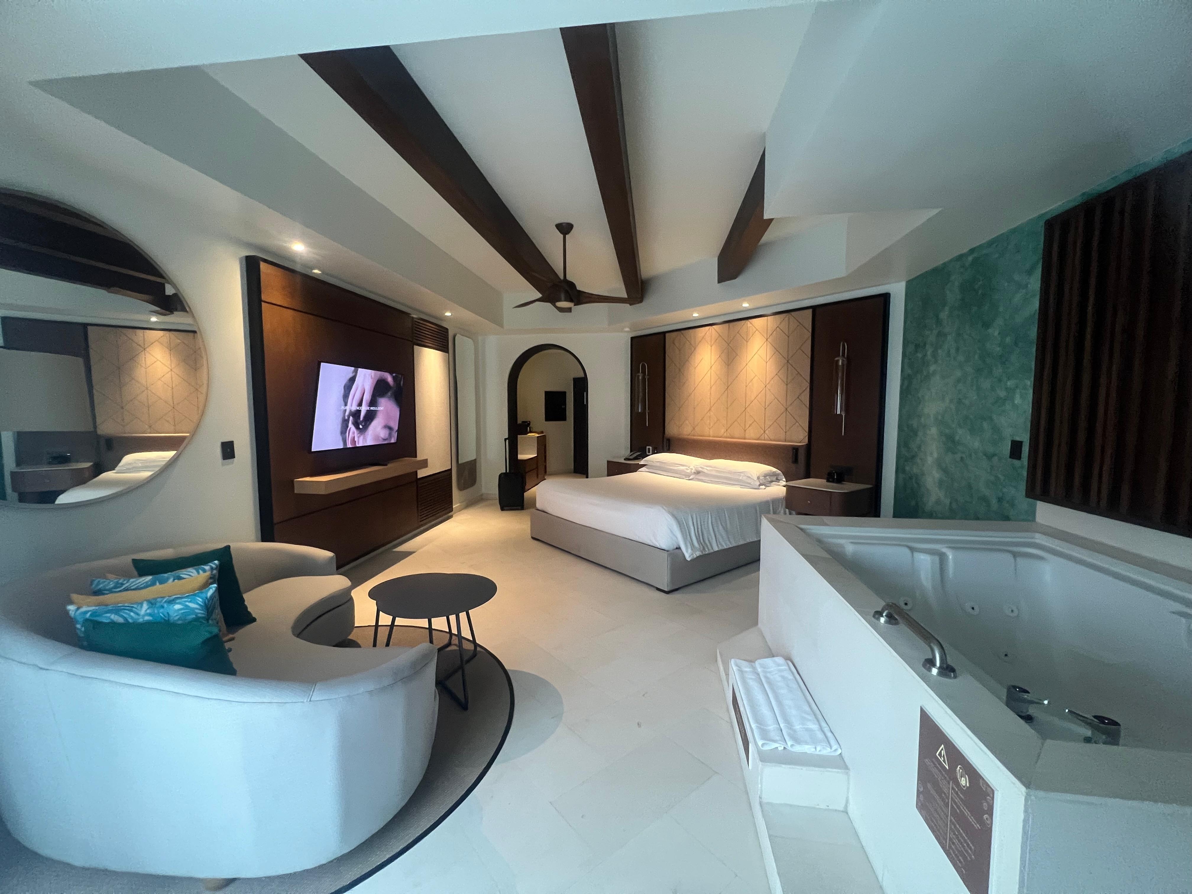 King room with garden view. 